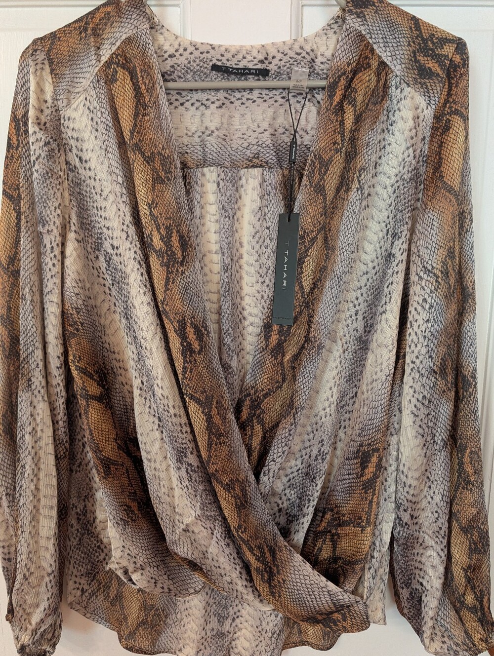 NWT T Tahari Womens Long Sleeve Snake Print Faux Wrap Blouse — Brown/Beige Sz S